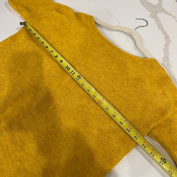 Sézane Paco sweater angora blend button back shirt sleeve yellow gold medium - Picture 9 of 13